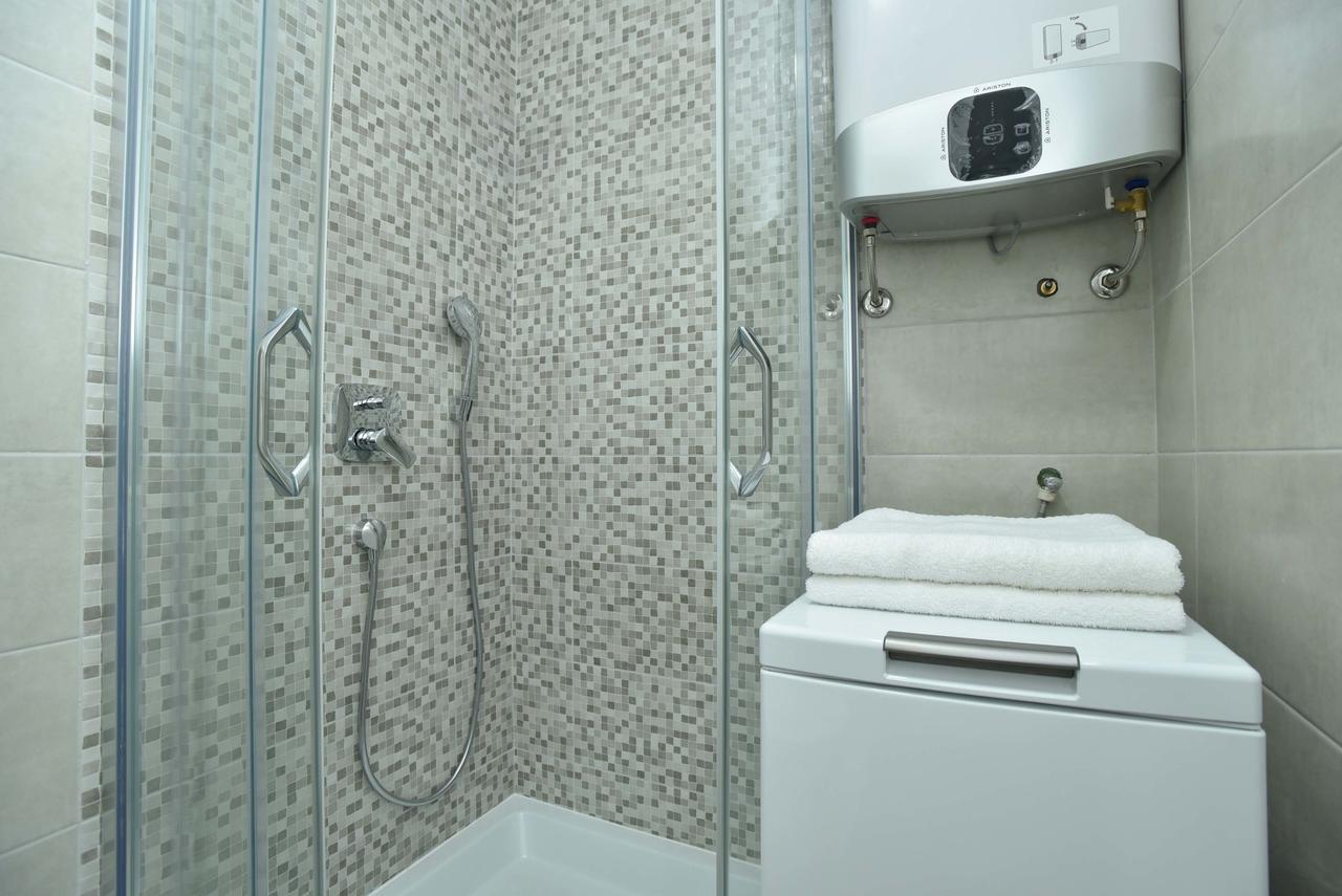 Victoria South Side Apartment Budva